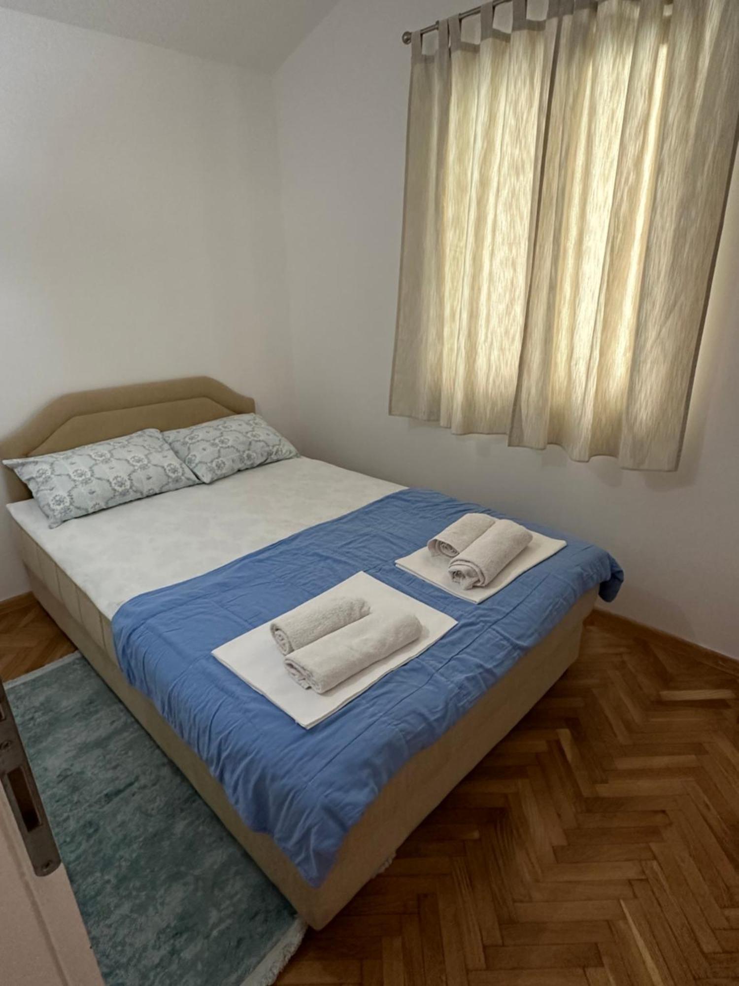 Apartmani Jedro Rafailovići Zewnętrze zdjęcie