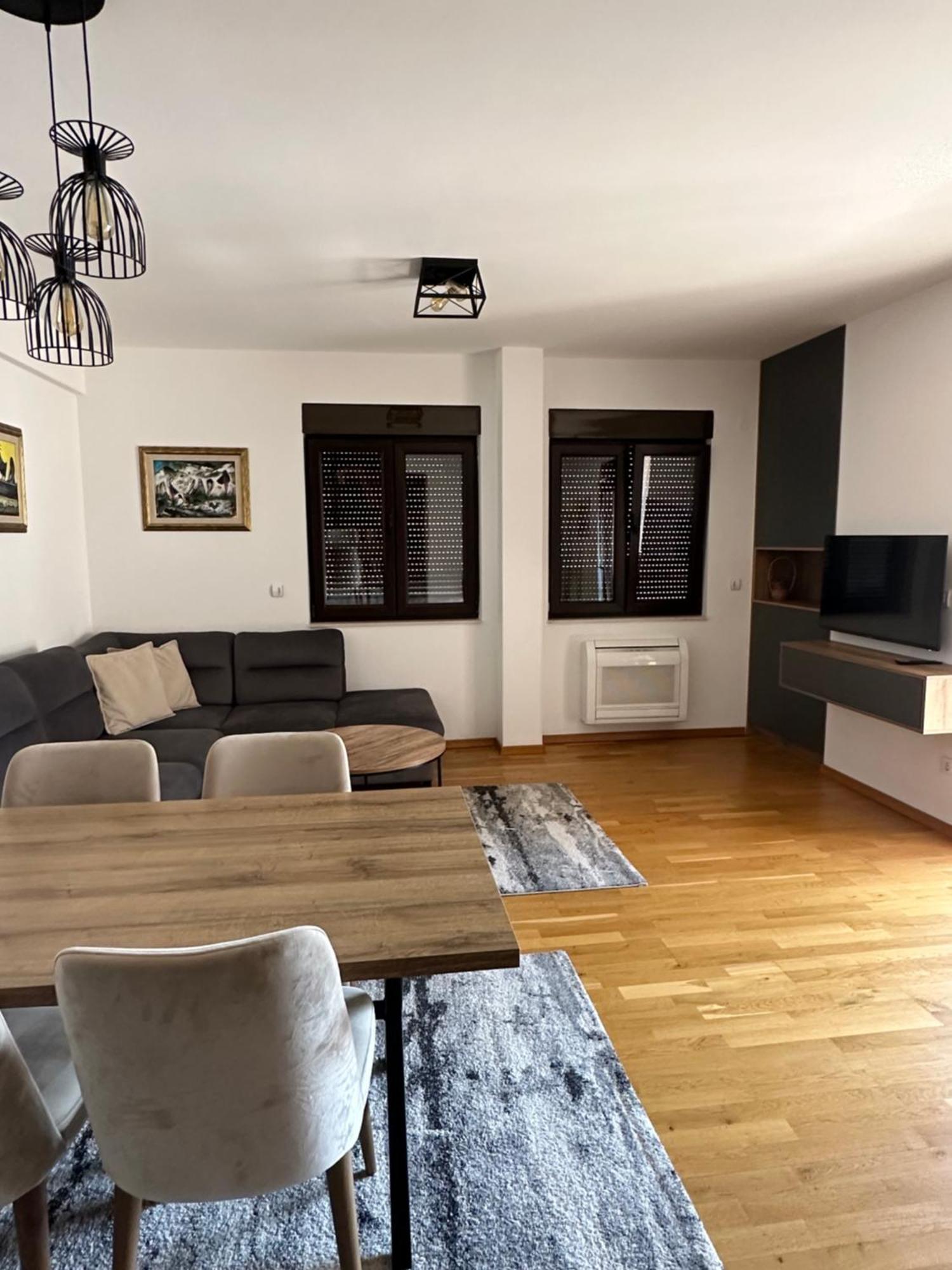 Apartmani Jedro Rafailovići Zewnętrze zdjęcie