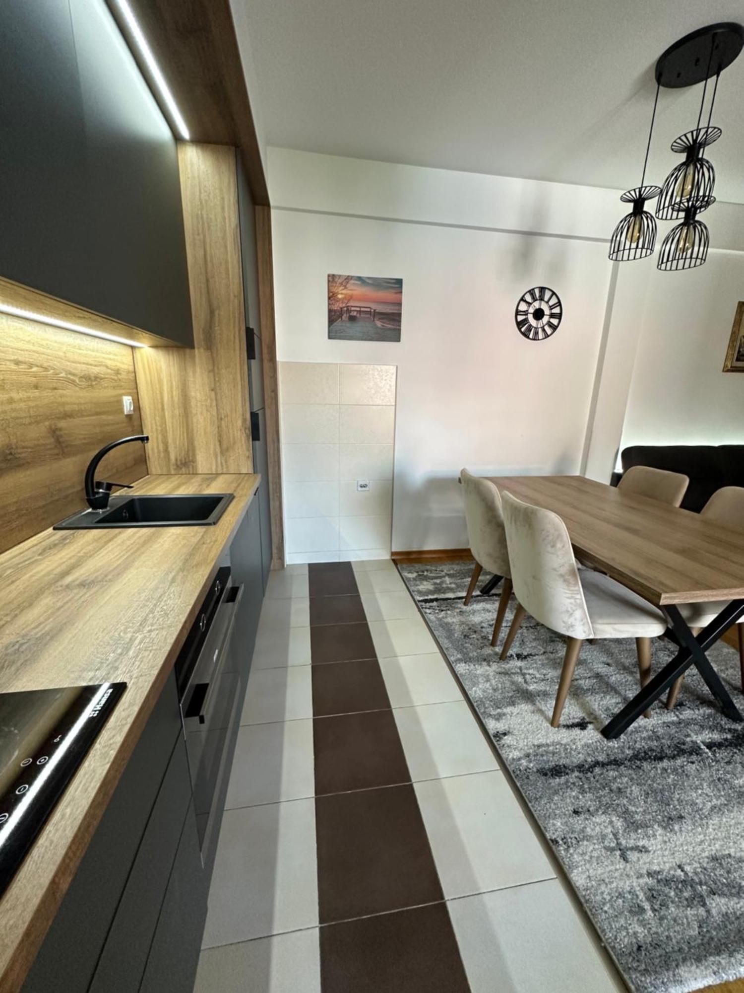 Apartmani Jedro Rafailovići Zewnętrze zdjęcie