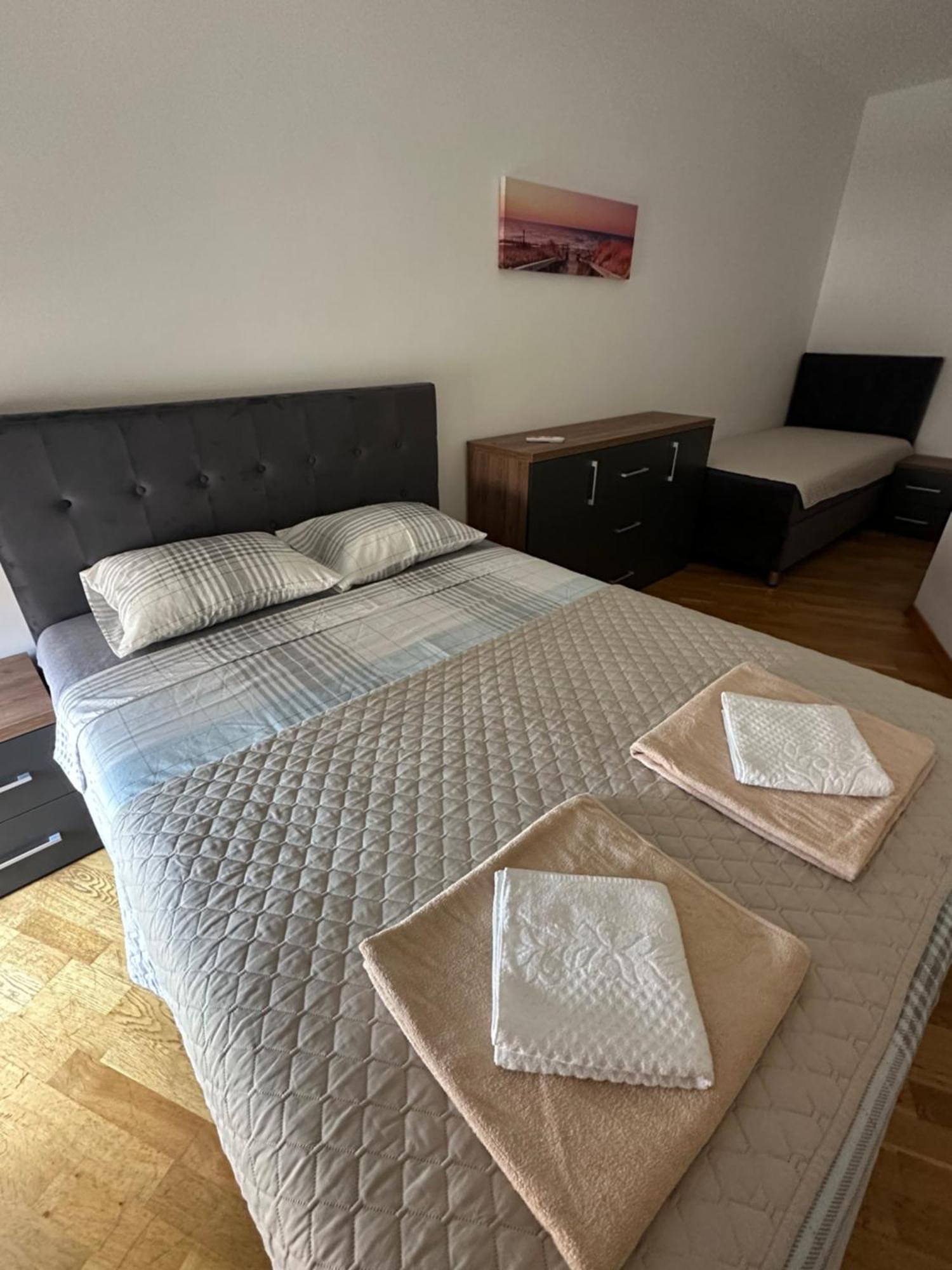 Apartmani Jedro Rafailovići Zewnętrze zdjęcie